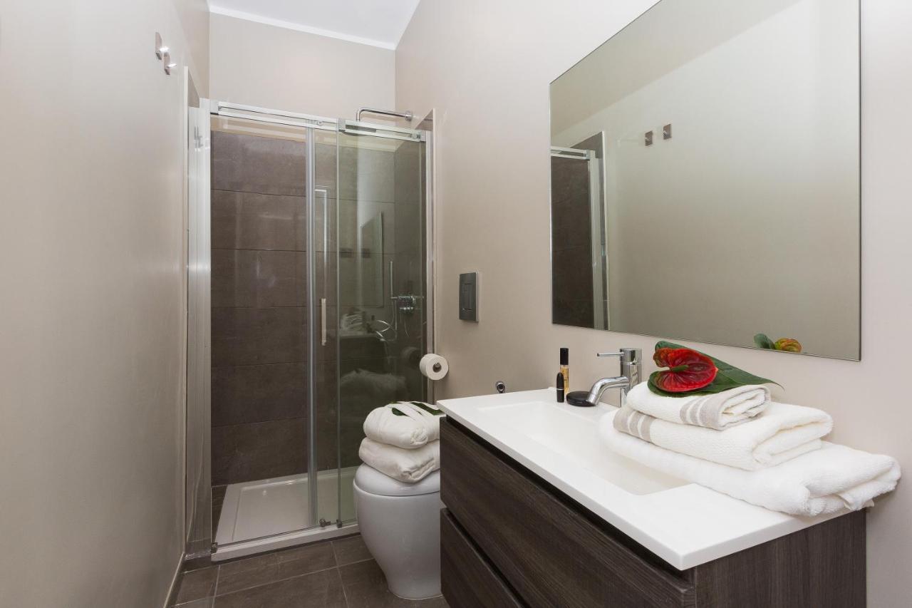 126 Gracchi Suites Rome Bagian luar foto