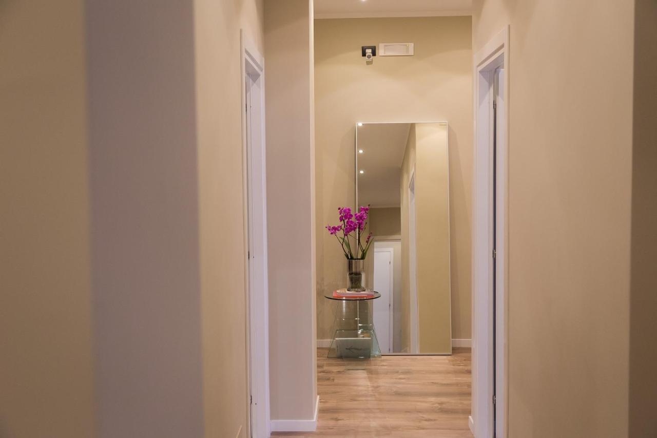 126 Gracchi Suites Rome Bagian luar foto