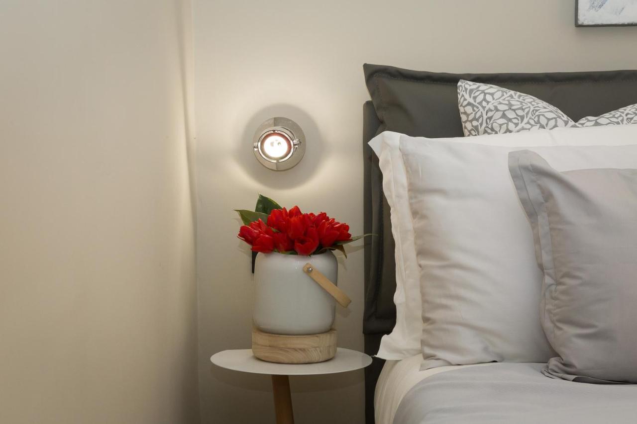 126 Gracchi Suites Rome Bagian luar foto